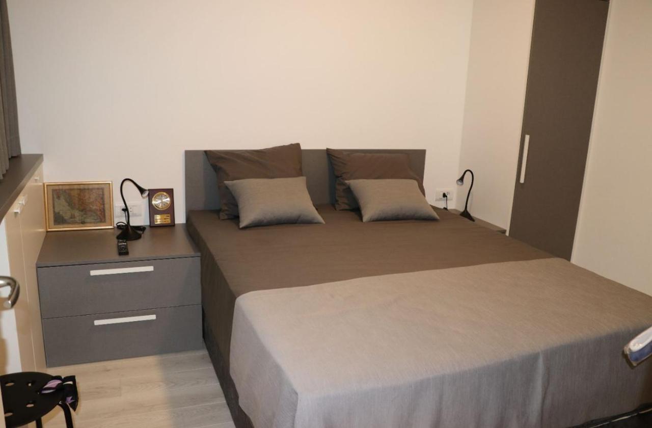 Apartman Gusar -Top Position, Close To The Center And The Beach, Fully Equipped 오미스 외부 사진